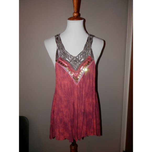 Free People Tops - FREE PEOPLE Top Tank Medium Pink Macrame